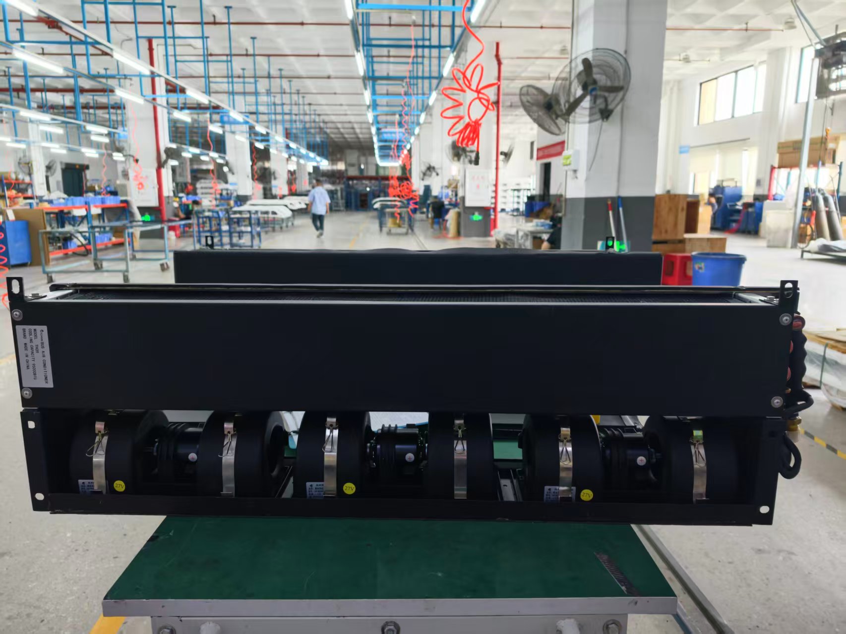 Built-In Bus Air Conditioner for 8-9m Buses | Concealed HVAC Engine Driven Bus Air Conditioning TH39