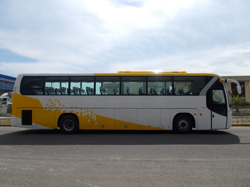 菲律宾VOLVO.JPG