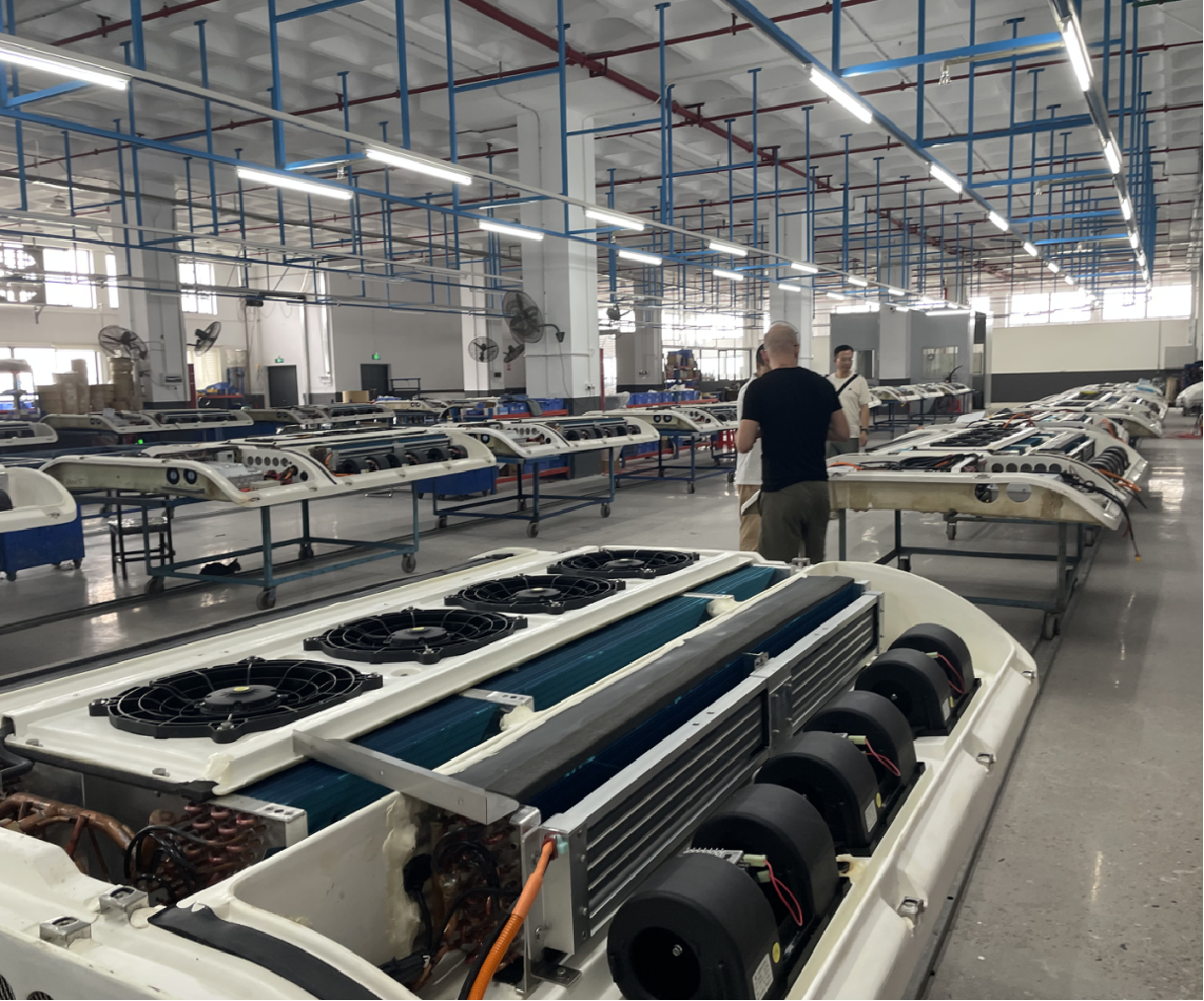TCHAIN factory production line for heavy-duty diesel bus air conditioners
